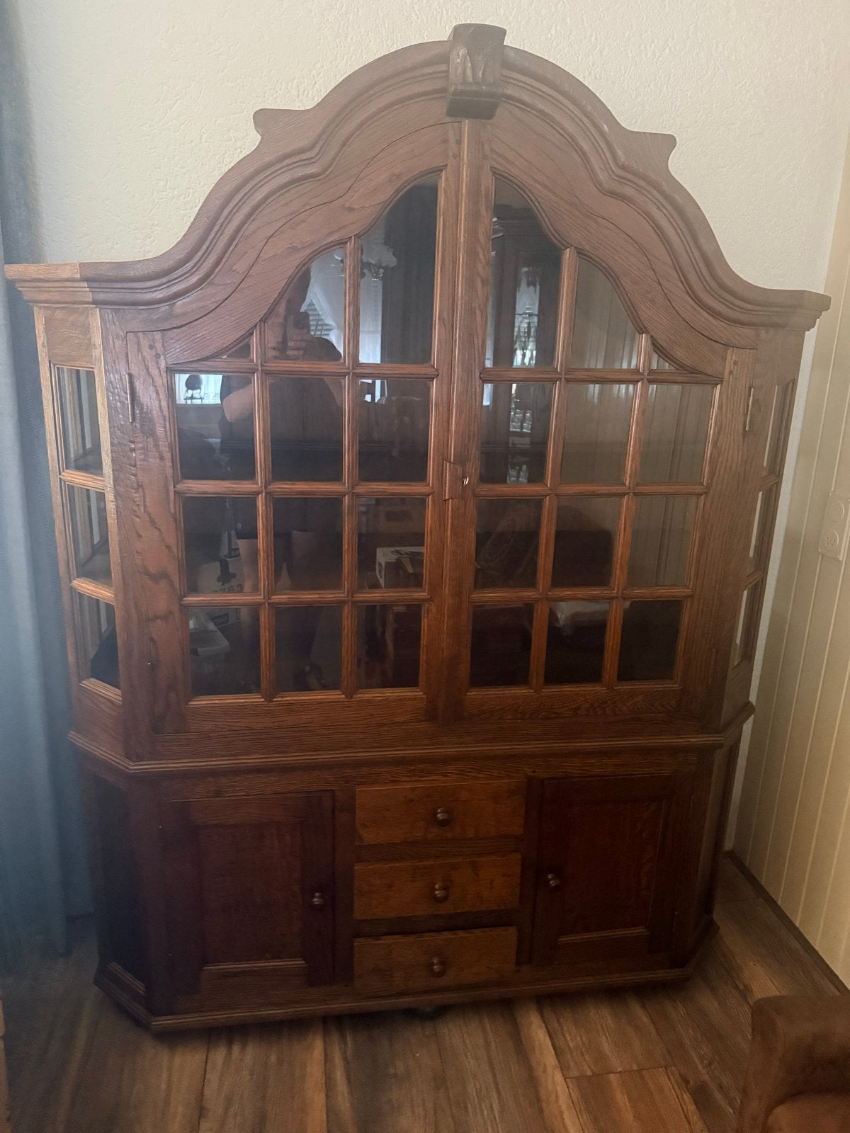 Antieke eikenhouten met glas en lades, Ophalen
