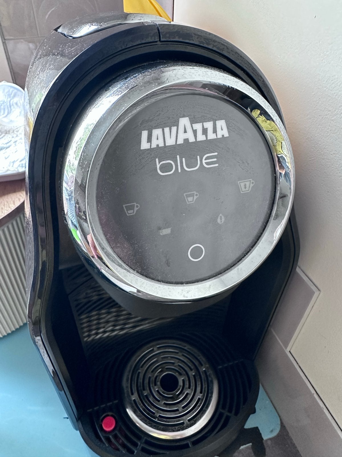 Lavazza Blue Koffiemachine - Zo goed als nieuw, Ophalen, Koffiepads en cups, Koffiemachine, Zo goed als nieuw