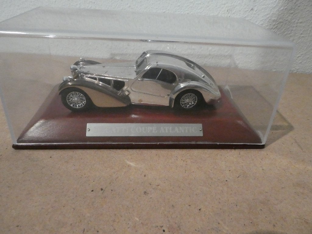 bugatti coupe atlantic, Ophalen of Verzenden, Zo goed als nieuw