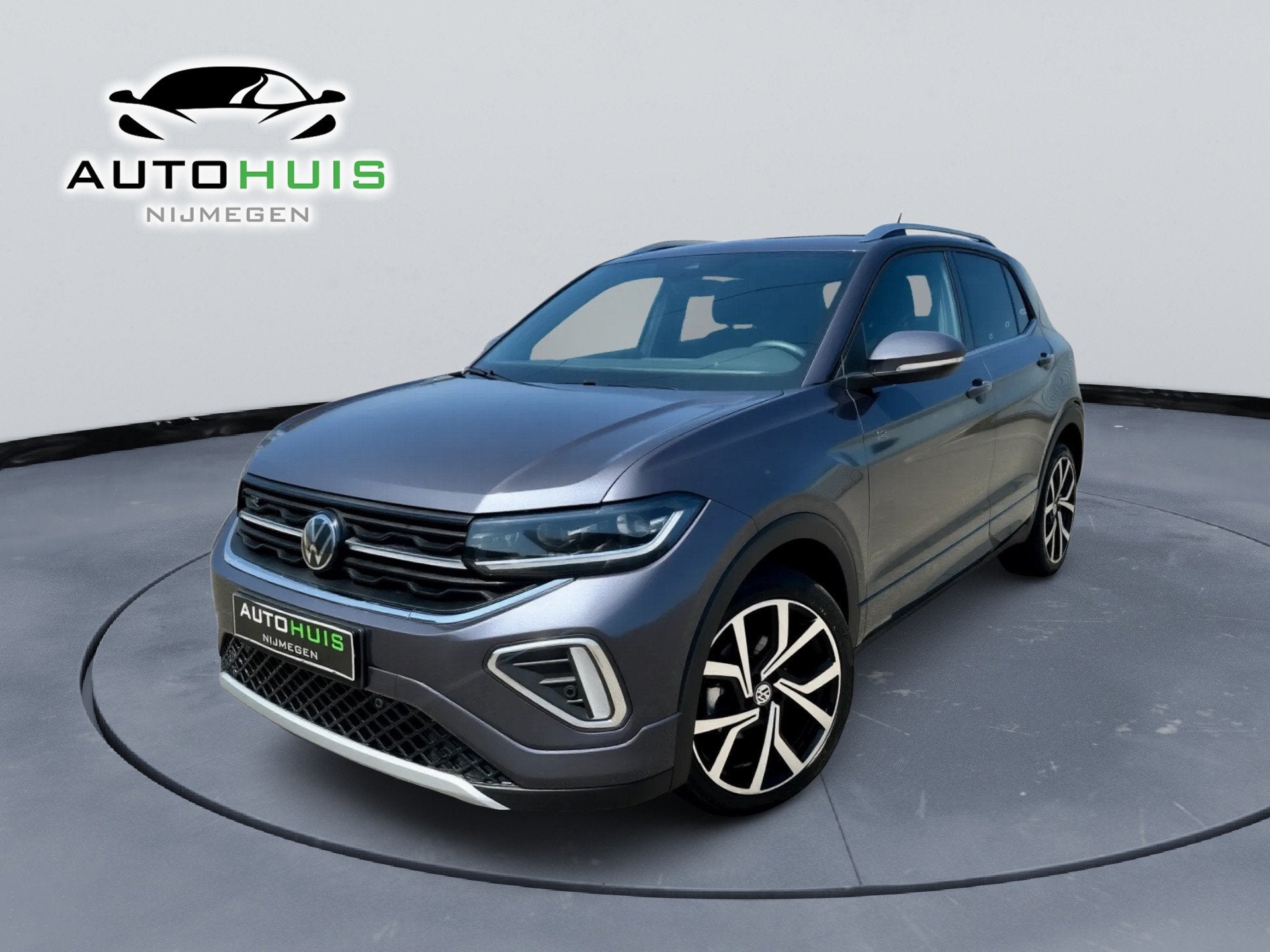 Volkswagen T-Cross Volkswagen T-Cross 1.0 TSI R-Line DSG Bou, Auto's, T-Cross, Gebruikt, 1226 kg, 116 pk