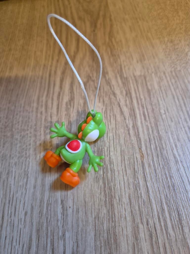 Yoshi charm / sleutelhanger super mario, Ophalen of Verzenden