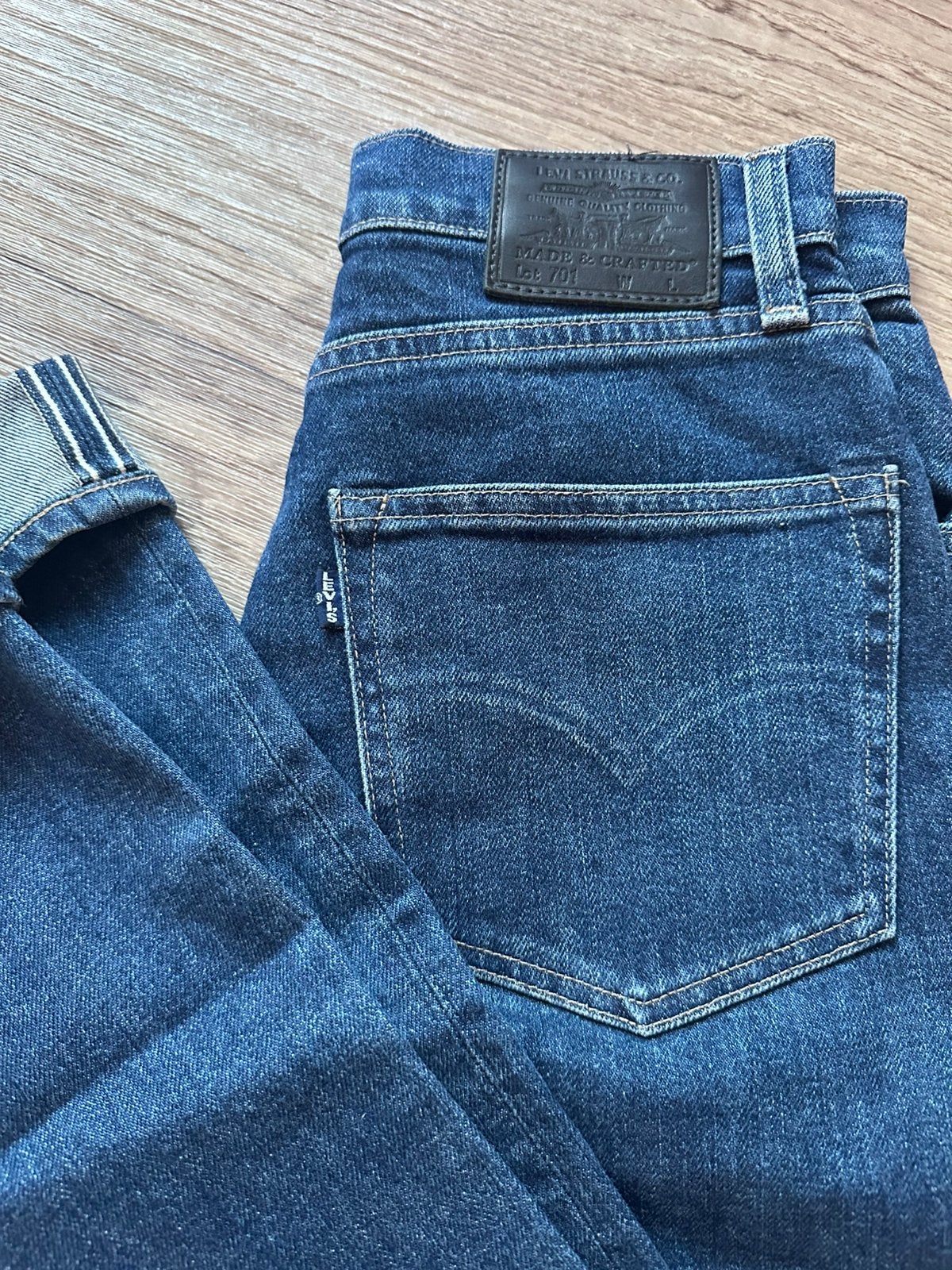 Wide leg jeans Levis 701 made and crafted selvedge (XS/S), Ophalen of Verzenden, Gedragen, Blauw, W27 (confectie 34) of kleiner