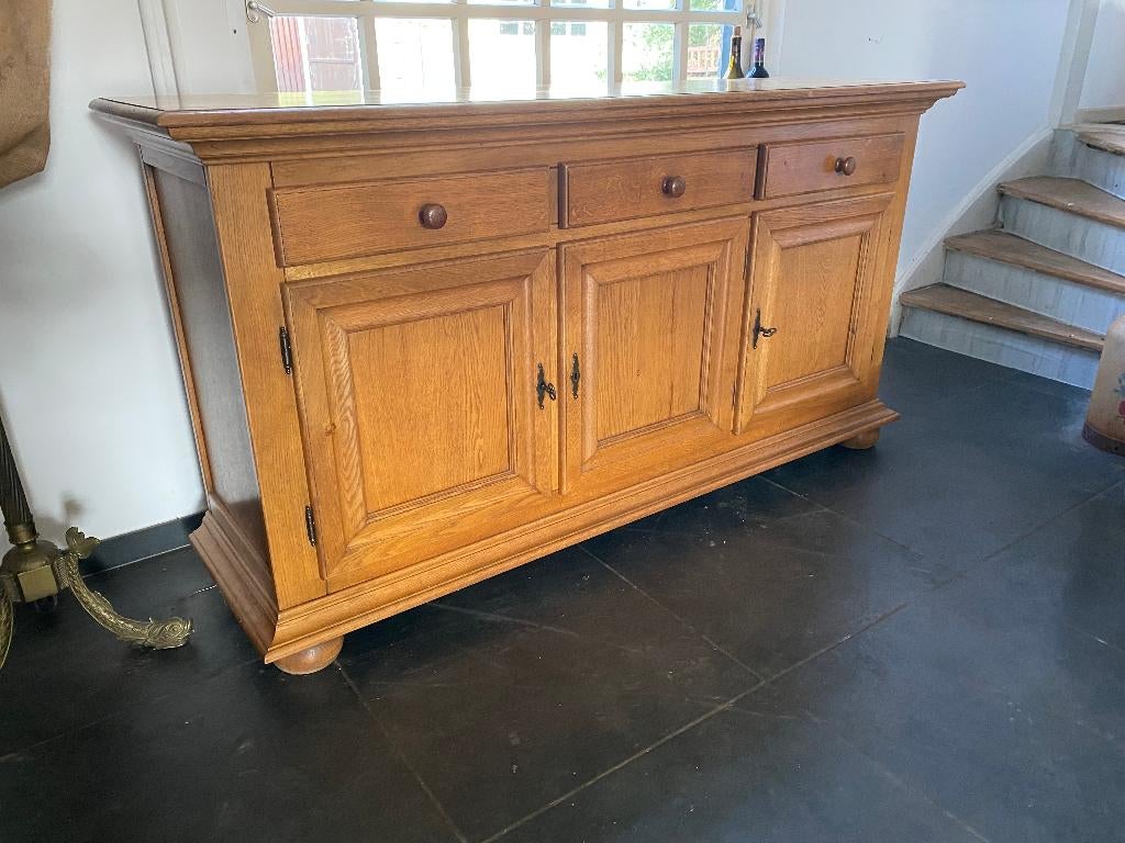 Eikenhouten dressoir Goossens  180 cm breed, Ophalen, Met deur(en), 150 tot 200 cm, Eikenhout
