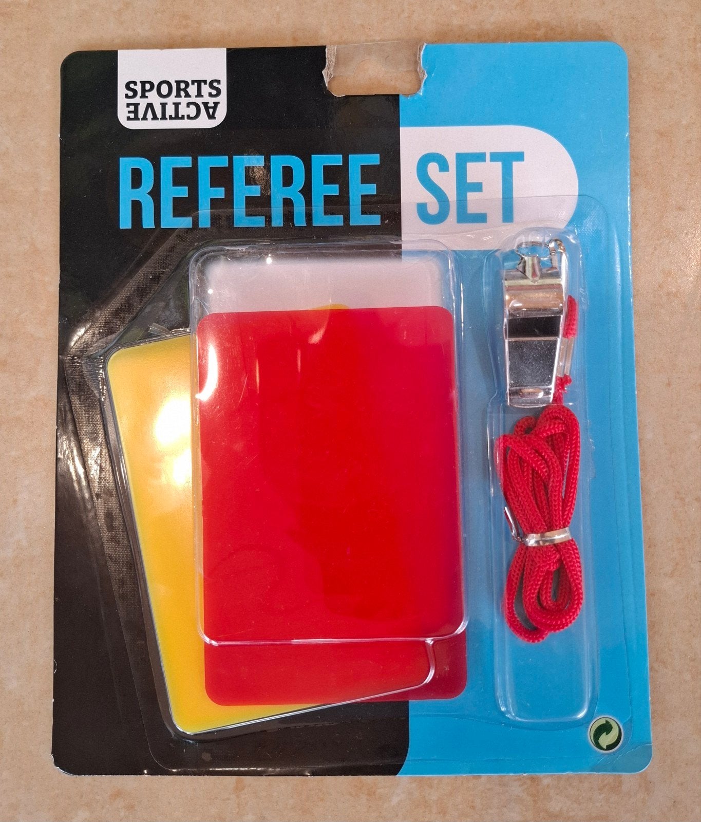 Nieuw Scheidsrechter Set - Fluitje, Gele en Rode Kaart, Ophalen of Verzenden, Nieuw