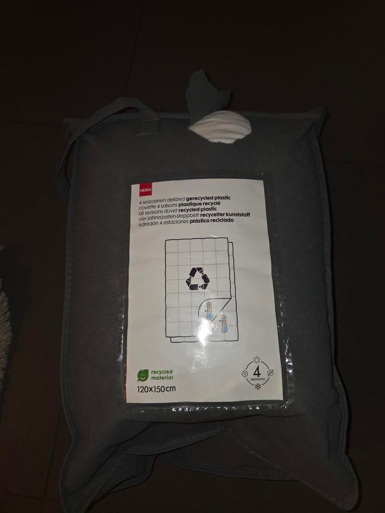 Hema 4 seizoenen dekbed 120x150cm voor peuterbed, Huis en Inrichting, Slaapkamer | Beddengoed, Ophalen, Eenpersoons, Wit, Deken of Dekbed