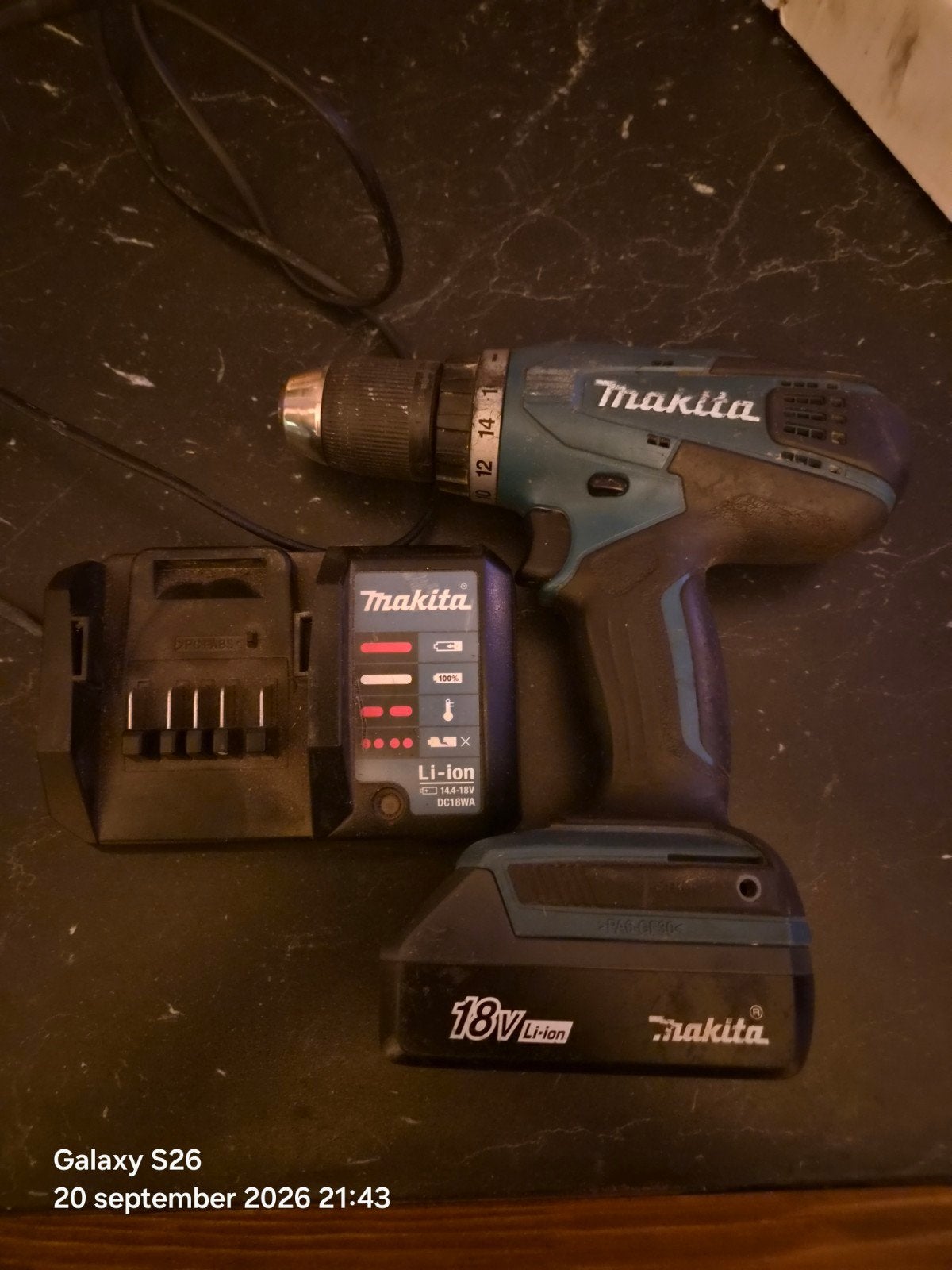 Makita DF457D Accu Schroefmachine (defecte accu), Ophalen of Verzenden, Gebruikt, Minder dan 400 watt, Boor- en Schroefmachine