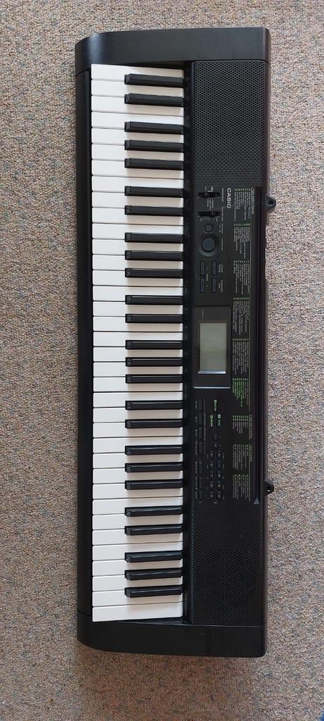 Casio CTK-1100 Keyboard - Zo goed als nieuw, Muziek en Instrumenten, Keyboards, Ophalen of Verzenden, Zo goed als nieuw, 61 toetsen