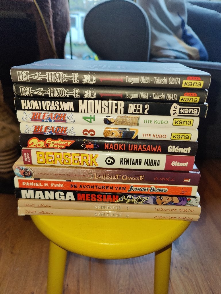 Manga Nederlandstalig - o.a. Monster, Bleach (10 albums), Boeken, Meerdere stripboeken, Ophalen of Verzenden, Zo goed als nieuw