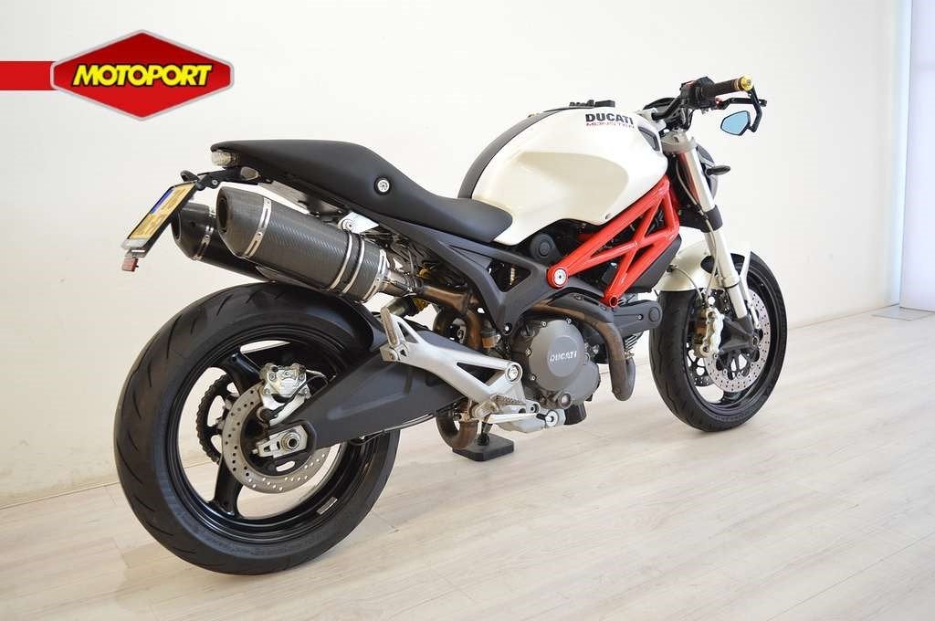Ducati MONSTER 696 (bj 2009), Bedrijf, Distributeur@ducati.fr, DUCATI WEST EUROPE SAS, 390, rue d' Estienne d'Orves
92701  COLOMBES CEDEX, FR