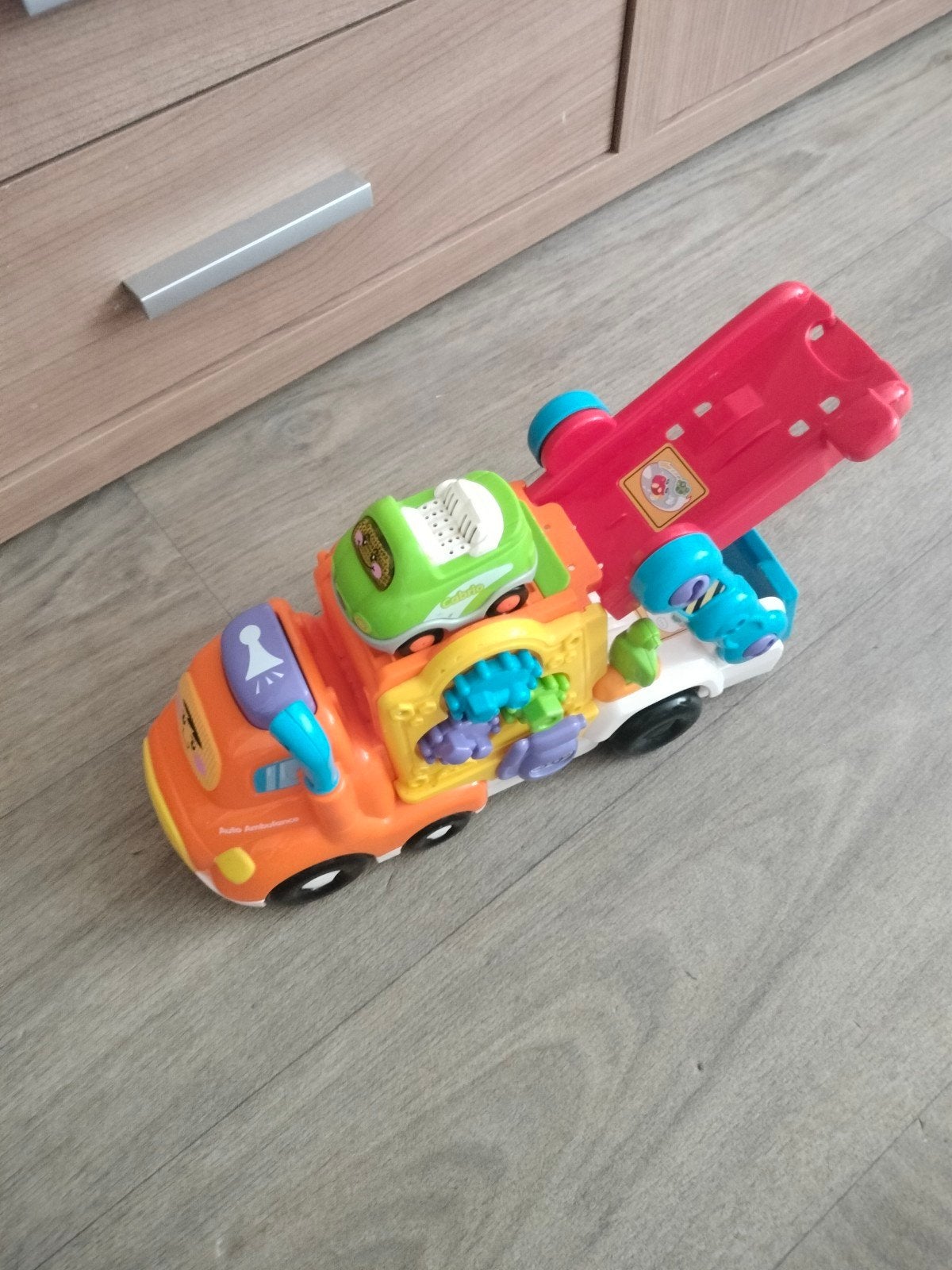 VTech Toet Toet Auto's Takelwagen met auto, Kinderen en Baby's, Speelgoed | Speelgoedvoertuigen, Gebruikt, Ophalen