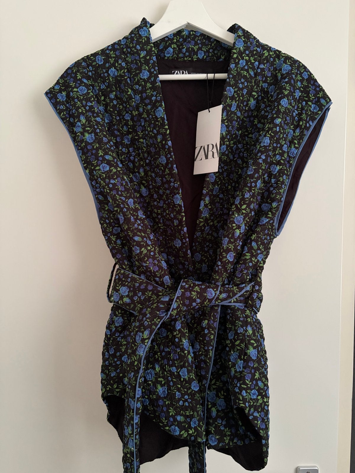 Zara Kimono Vest met Bloemenprint en Ceintuur - Nieuw, Verzenden, Nieuw, Maat 34 (XS) of kleiner, Meerkleurig