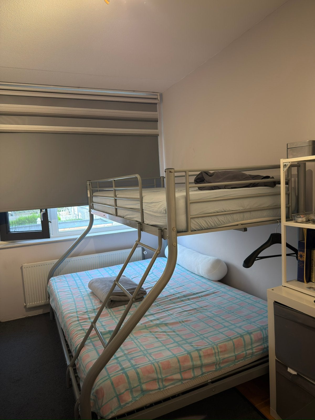 Stapelbed MOET WEG 15 OKT!, Ophalen, 140 cm, Zo goed als nieuw, Twijfelaar