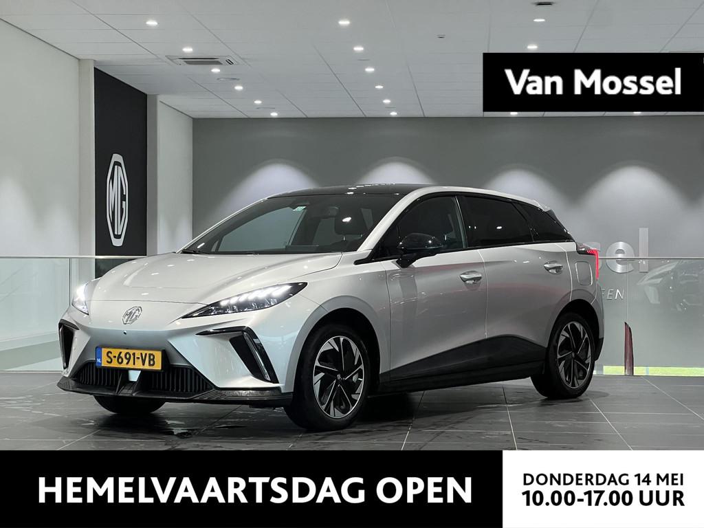 MG 4 Long Range Luxury 64 kWh | Navi | Led Koplampen | CarPl, Auto's, 12 maanden, Gebruikt, Origineel Nederlands, Automatische klimaatregeling