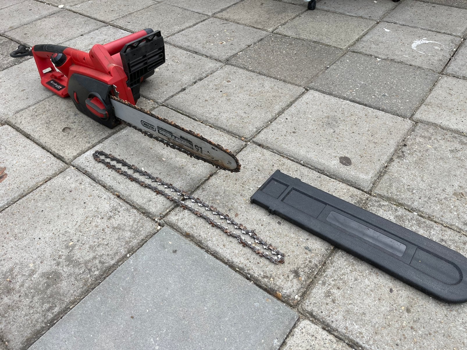 Einhell GE-EC 2240 elektrische kettingzaag + extra ketting, Ophalen, Zo goed als nieuw, Elektrisch