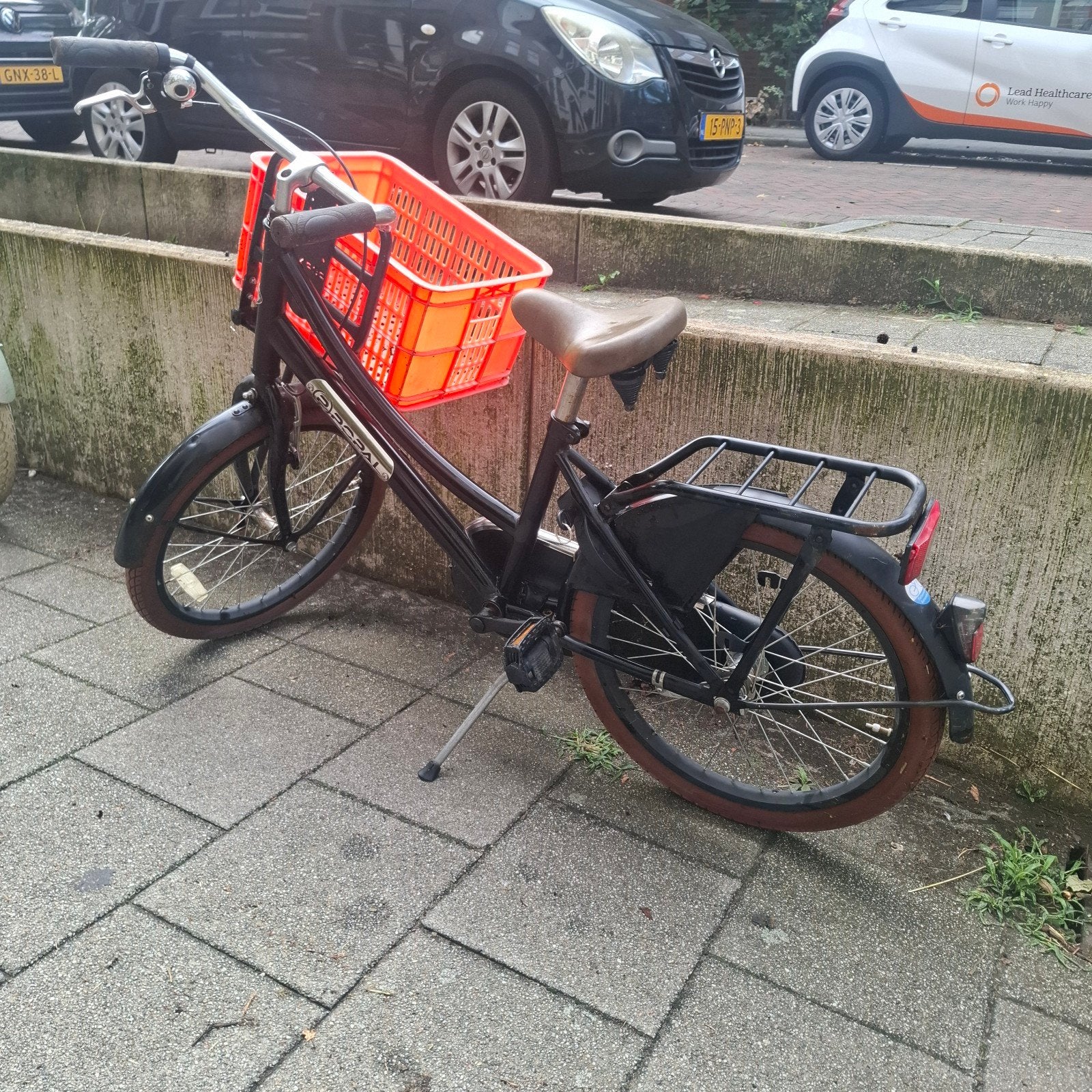 Popal kinderfiets met handige bak., Ophalen, Gebruikt, 1 kind