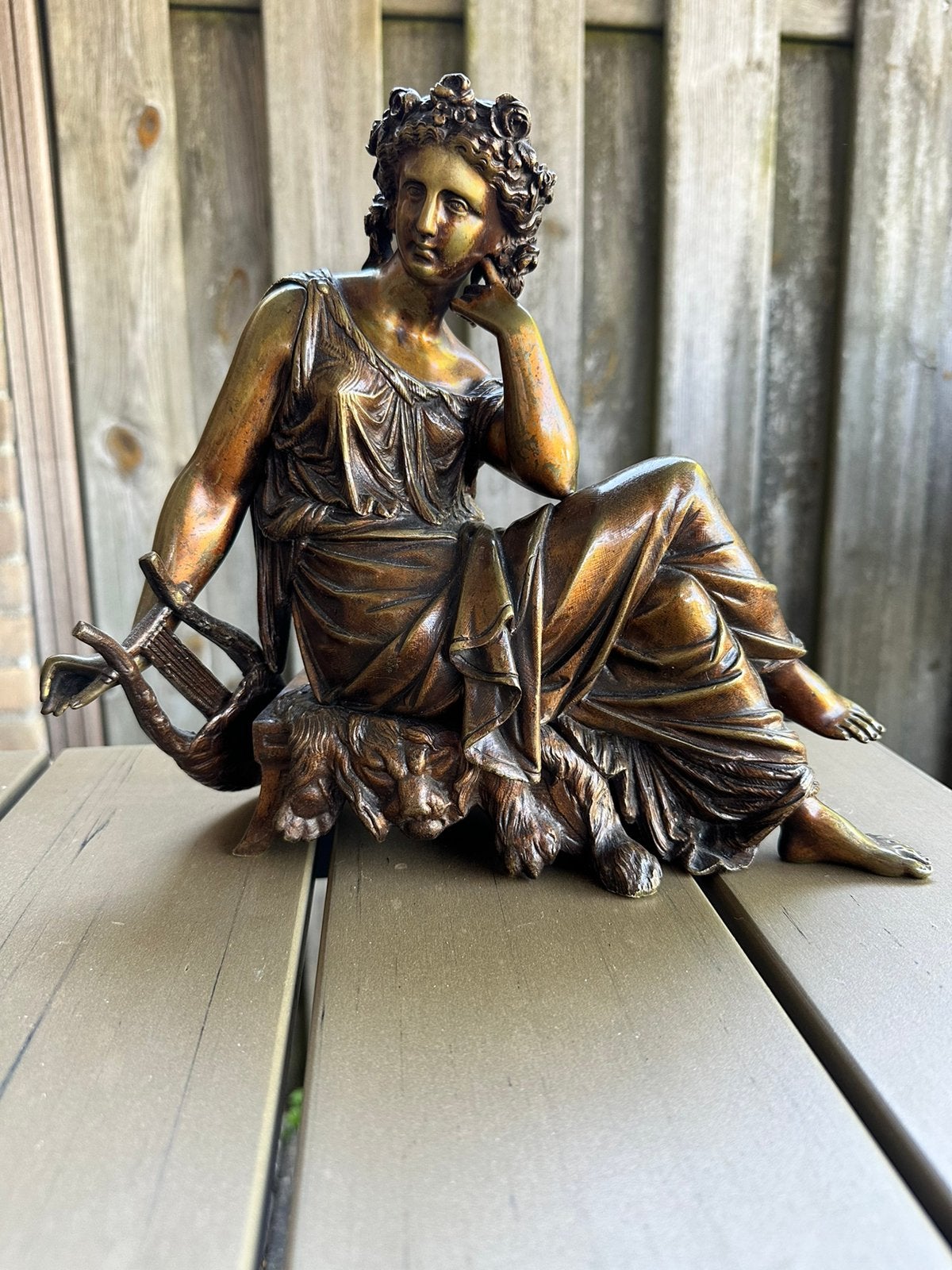 Bronzen beeld van klassieke dame met lier - ca. 3,8 kg, Huis en Inrichting, Ophalen of Verzenden, Zo goed als nieuw