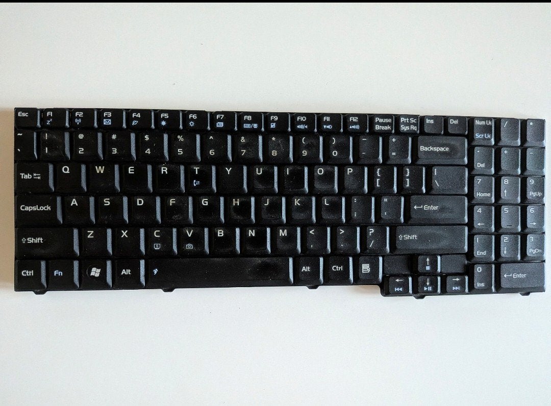 Orgineel Asus qwerty, USI toetsenbord, Computers en Software, Toetsenborden, Gebruikt, ASUS, Ophalen of Verzenden, Qwerty