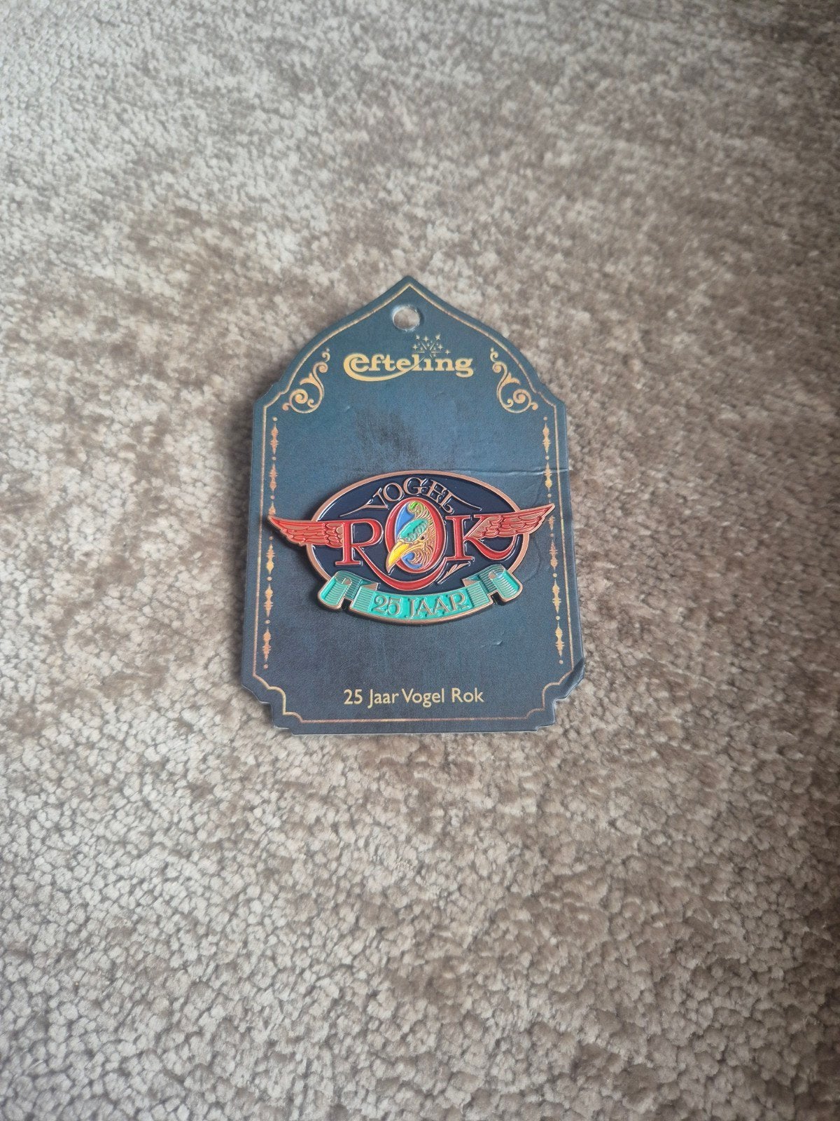 Efteling Pin 25 jaar Vogelrok, Verzamelen, Efteling, Ophalen of Verzenden, Button of Speldje