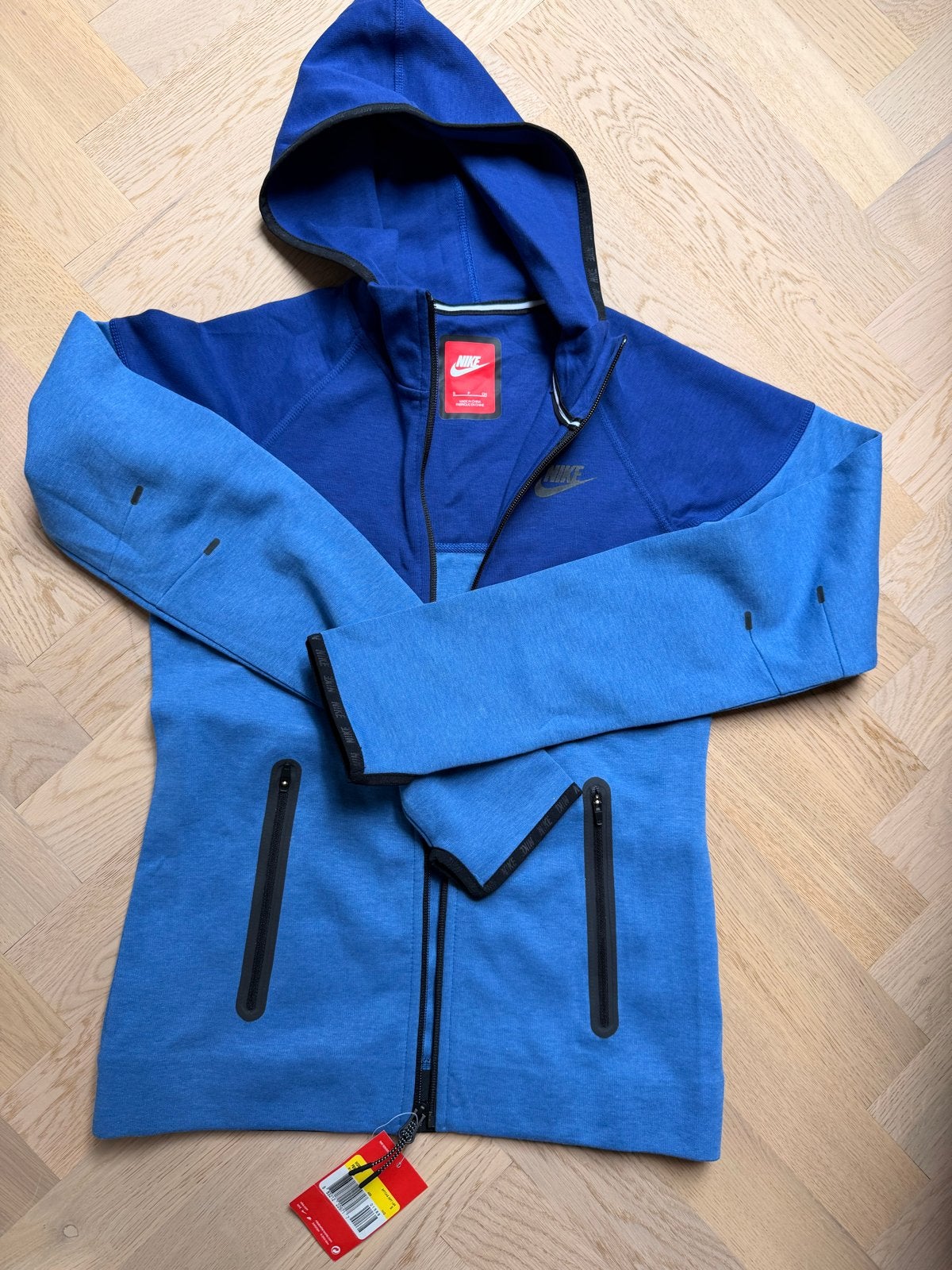Nike Tech Fleece Hoodie - Nieuw met labels, Ophalen of Verzenden, Nieuw