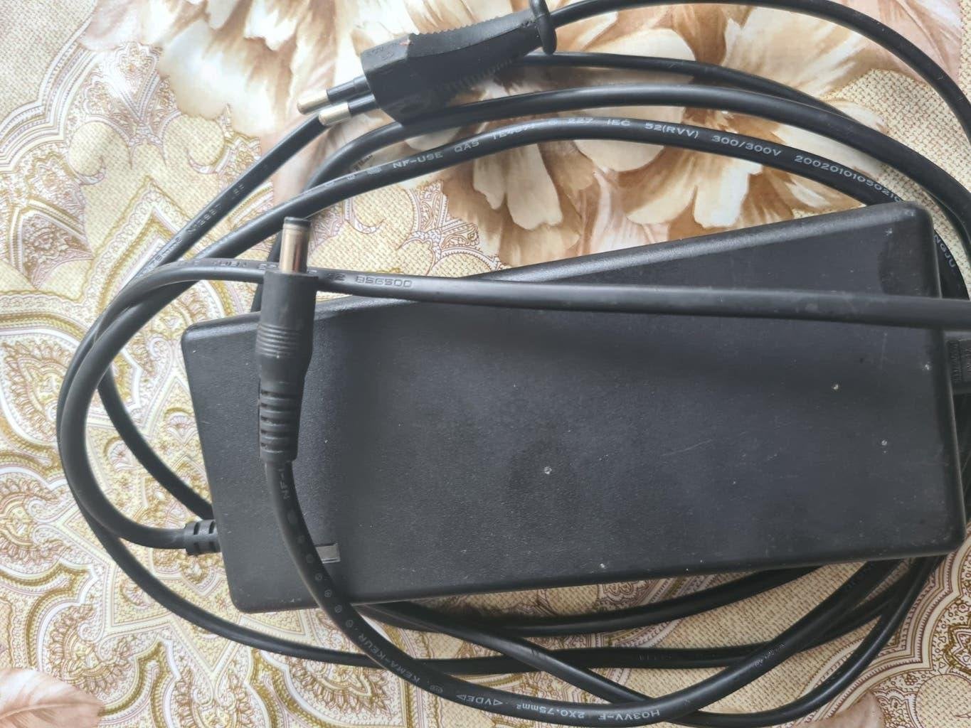 ORIGINELE  ELEKTRISCHE FIETSEN OPLADER, Ophalen, Zo goed als nieuw, Overige merken