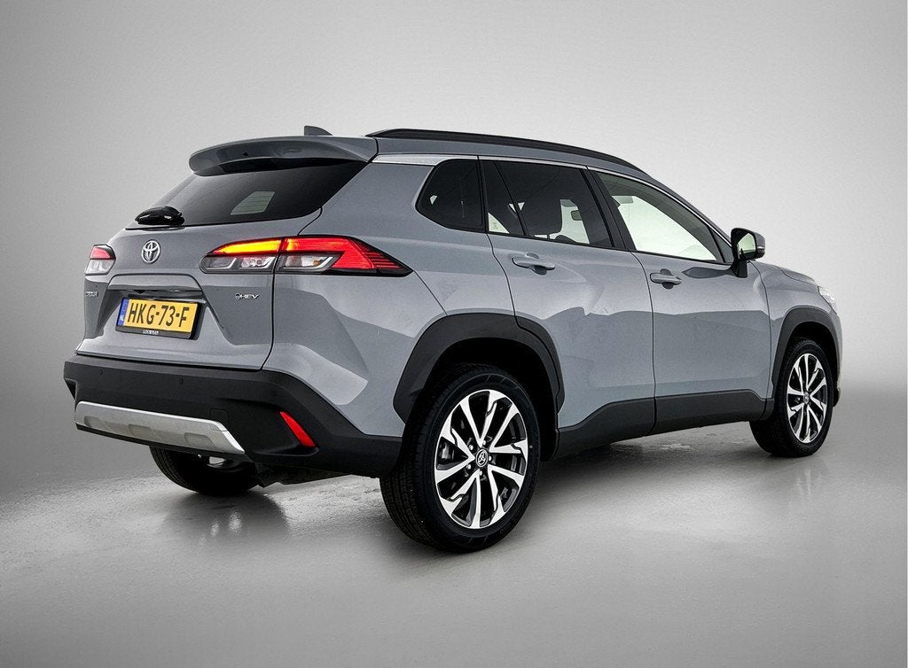 Toyota Corolla Cross Hybrid 140 Style (bj 2025, automaat), Auto's, Toyota, 12 maanden, Stof, Gebruikt, 4 cilinders