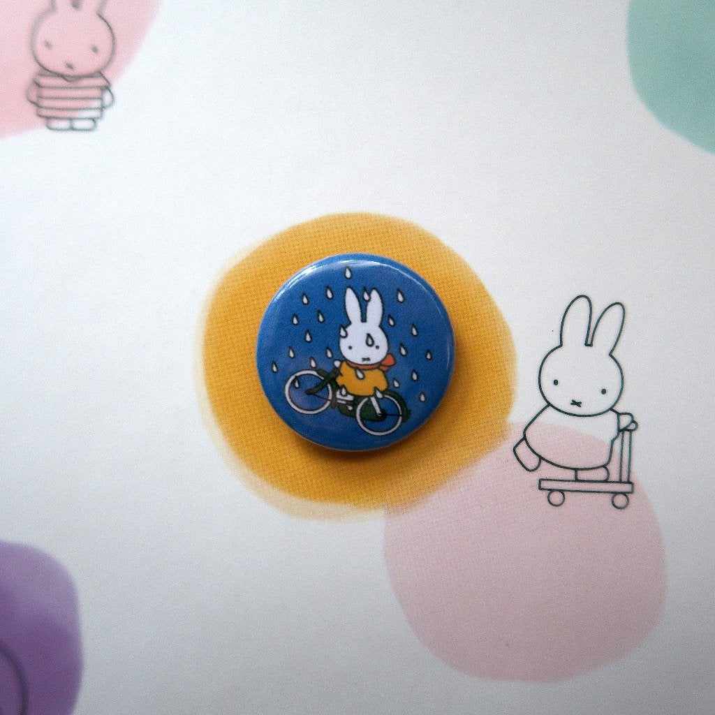 Nijntje Miffy 25MM Bunny Pin Button Badge Brooch, Verzamelen, Speldjes, Pins en Buttons, Verzenden, Nieuw, Overige onderwerpen