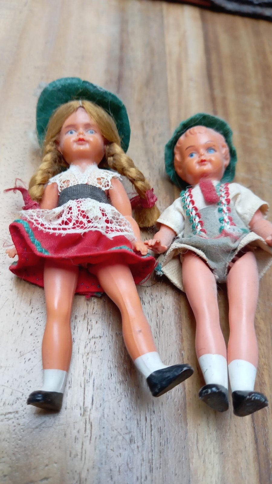 Vintage celluloid mini poppenpaartje uit Oostenrijk., Verzamelen, Ophalen of Verzenden, Gebruikt, Pop