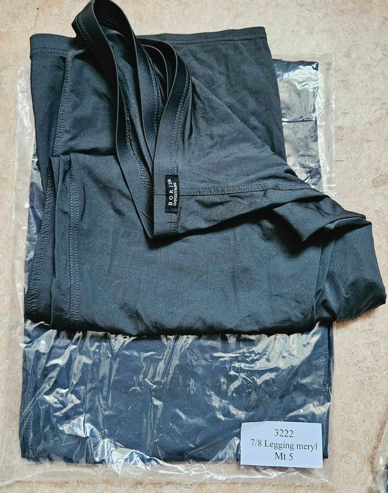 Boris Industries Meryl 7/8 Legging Donkergroen Maat 5 NIEUW, Kleding | Dames, Leggings, Maillots en Panty's, Boris Industries