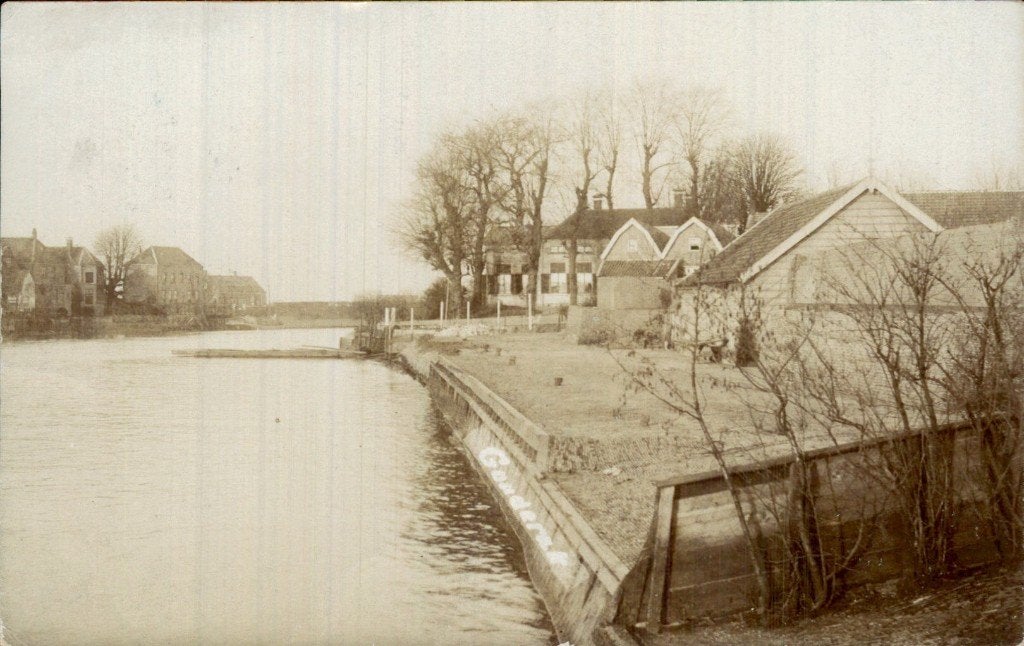 Gouderak - Fotokaart - Rivier, Verzamelen, Ophalen of Verzenden, Voor 1920, Gelopen, Zuid-Holland