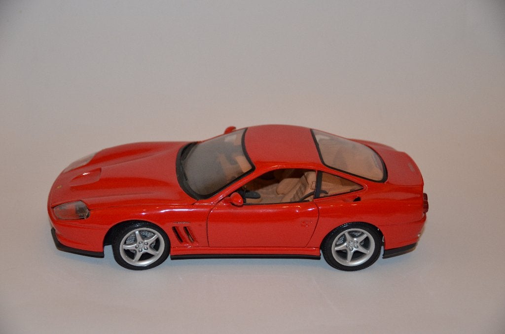 ferrari 550 Maranello Maisto 1/18, Hobby en Vrije tijd, Modelauto's | 1:18, Ophalen of Verzenden, Zo goed als nieuw, Auto, Maisto
