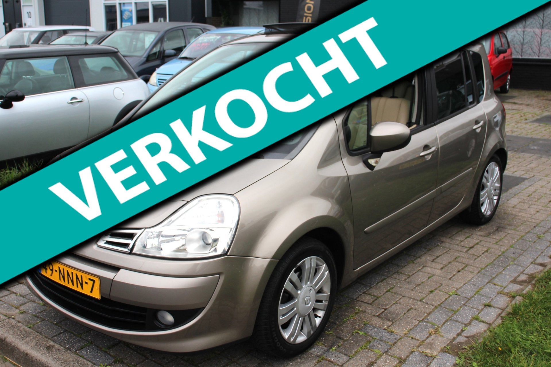 Renault Grand Modus 1.2 TCE Exception Panoramdak Leder Clima, Auto's, Voorwielaandrijving, Euro 5, 101 pk, Gebruikt