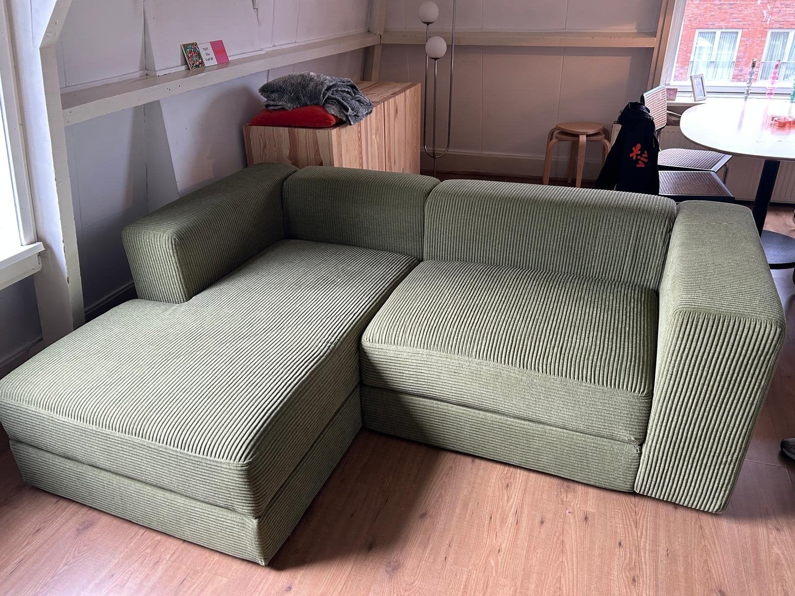 Moderne Groene Ribstof Hoekbank IKEA - Zo Goed als Nieuw, Ophalen, Hoekbank, Driepersoons, Zo goed als nieuw