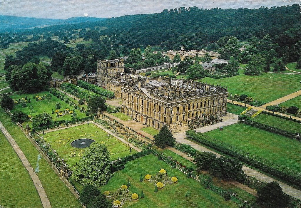 Ansichtkaart  	Bakewell (Eng)	Chatsworth	Luchtfoto	vanuit ZW, Verzenden, 1980 tot heden, Gelopen, Engeland