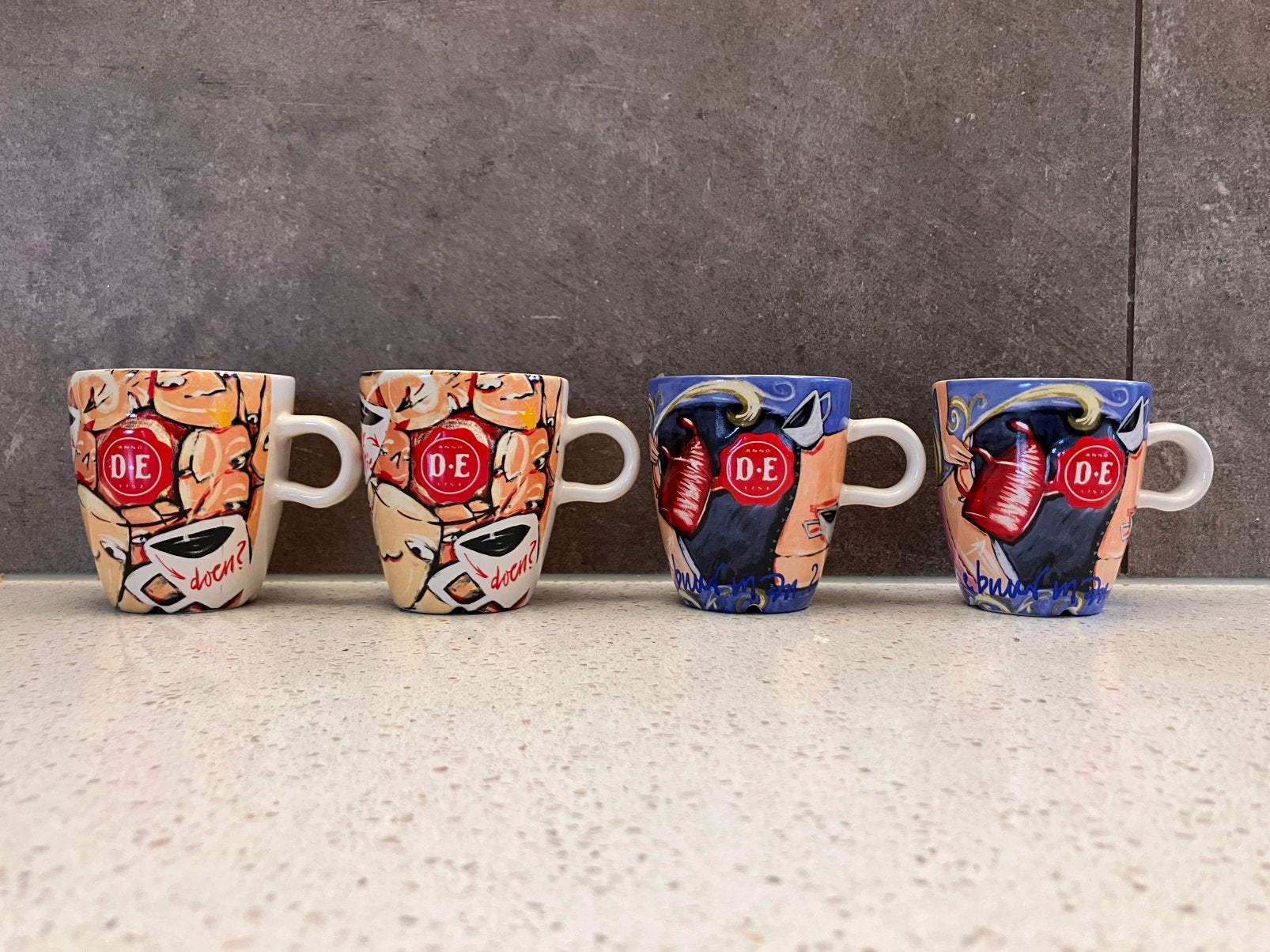 4 koffie / Senseo kopjes burendag - Selwyn Sevatori - D.E., Overige merken, Ophalen of Verzenden, Zo goed als nieuw, Overige stijlen