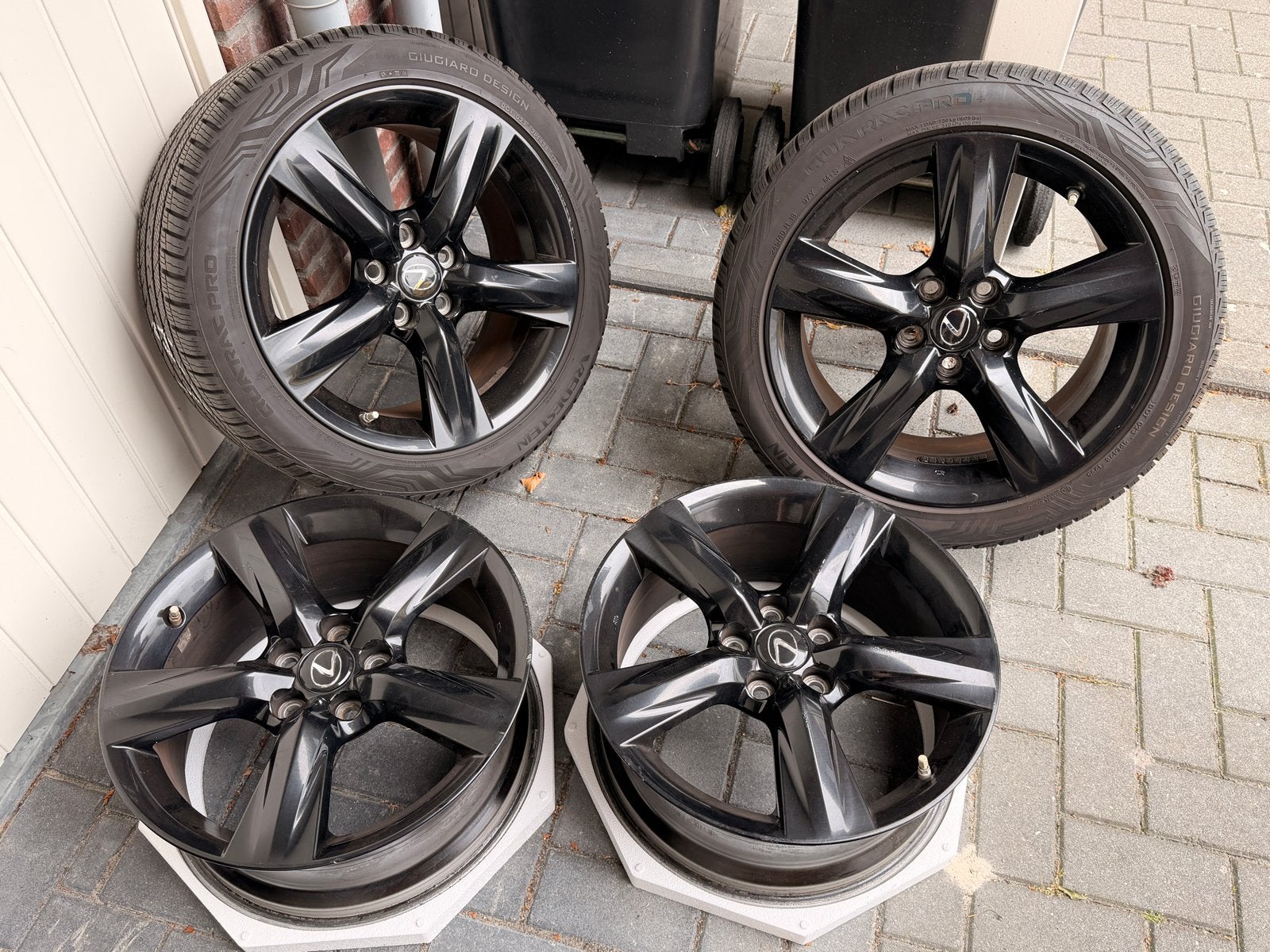 Lexus IS300h 18 inch velgen. Breedset., Ophalen, 18 inch, Banden en Velgen, All Season