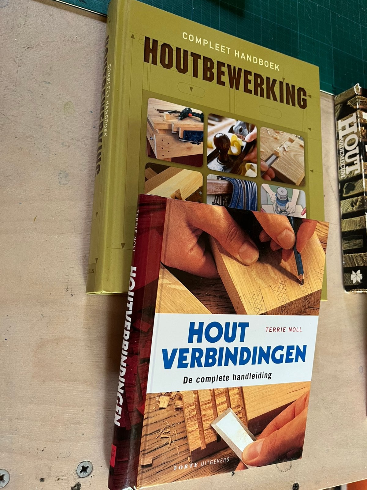 Over houtbewerken, Ophalen of Verzenden, Gelezen