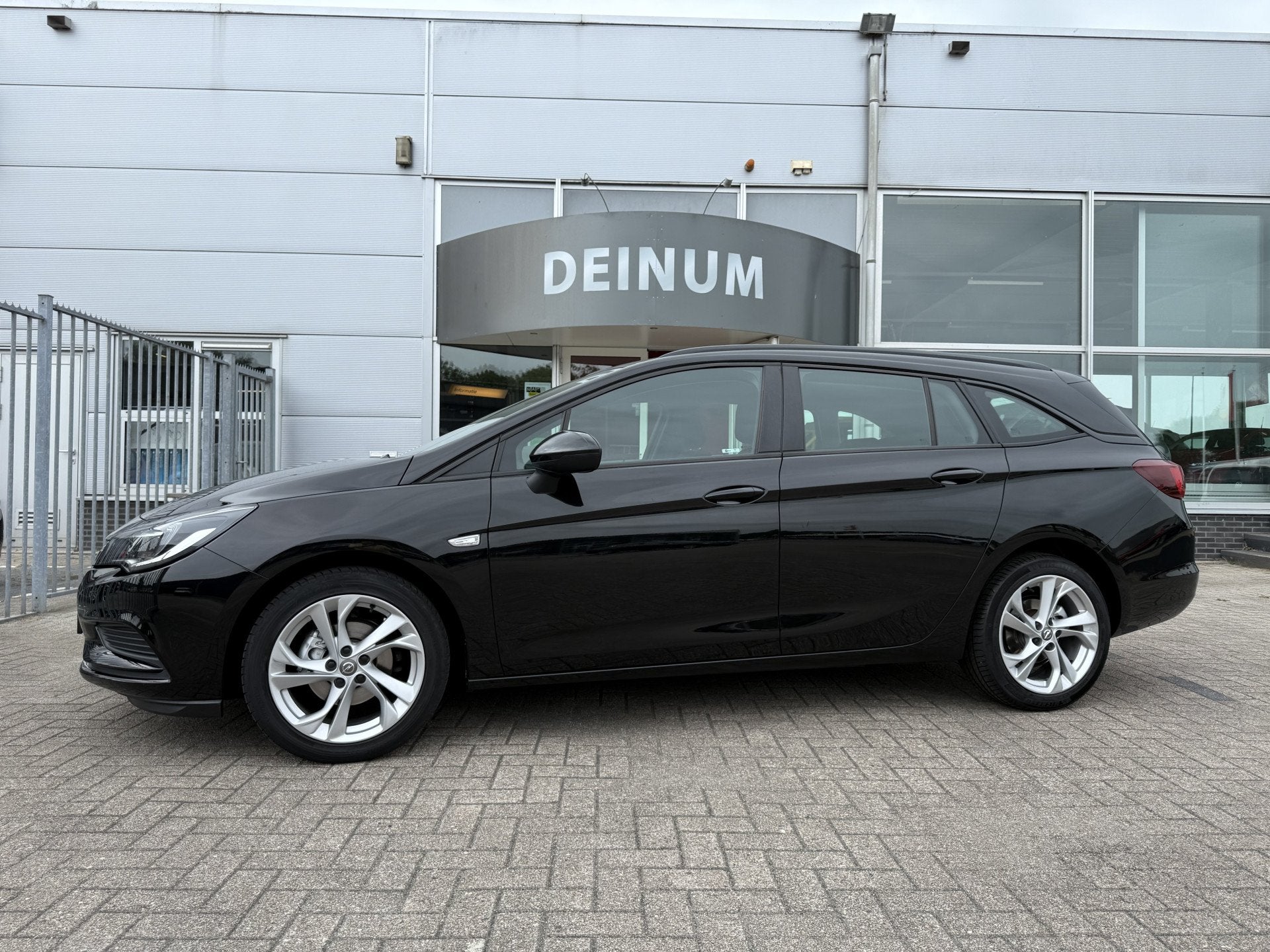 Opel Astra Sports Tourer 1.0 Turbo Online Edition Navigatie,, Auto's, Opel, 12 maanden, Stof, Gebruikt, 1178 kg