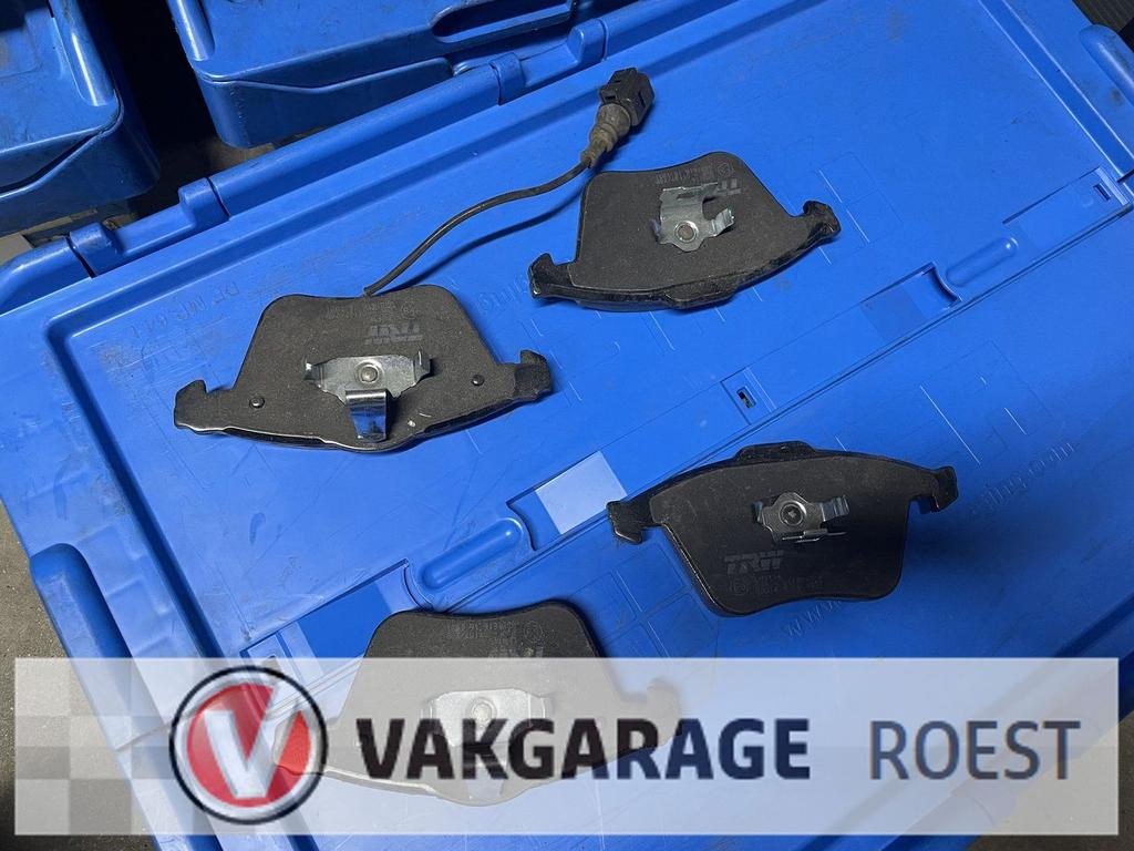 Remblokken TRW GDB1616 Audi A6 Quattro Audi A3 A8, Auto-onderdelen, Remmen en Aandrijving, -, -, -