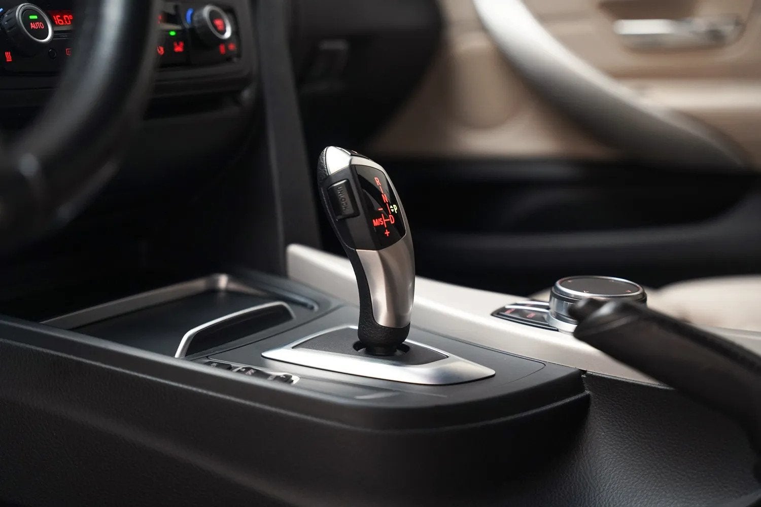 Foto 23 van BMW 4 Serie Gran Coupe 418i High Executive Aut. [ Sportstoel
