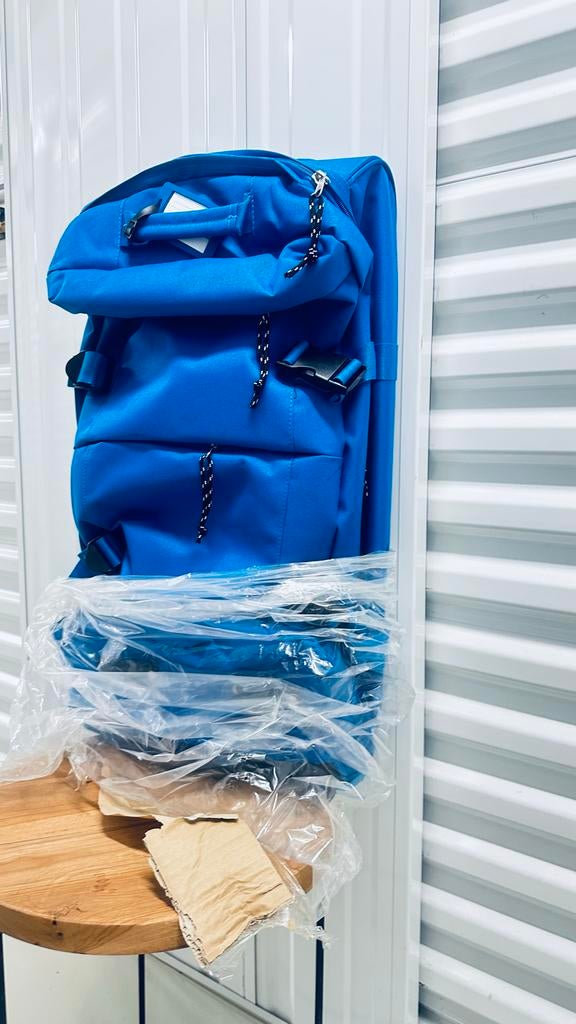 Nieuwe blauwe reistas/koffer - 67cm, Blauw, Nieuw, Ophalen of Verzenden, 60 tot 80 cm