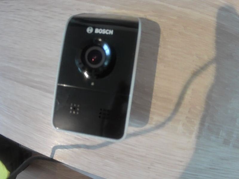 Bosch NPC-20012-F2 Camera, Ophalen of Verzenden, Zo goed als nieuw, Binnencamera