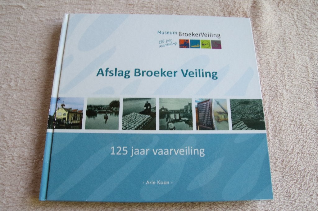 Afslag broeker veiling. 125 jaar vaarveiling, Ophalen of Verzenden, Zo goed als nieuw