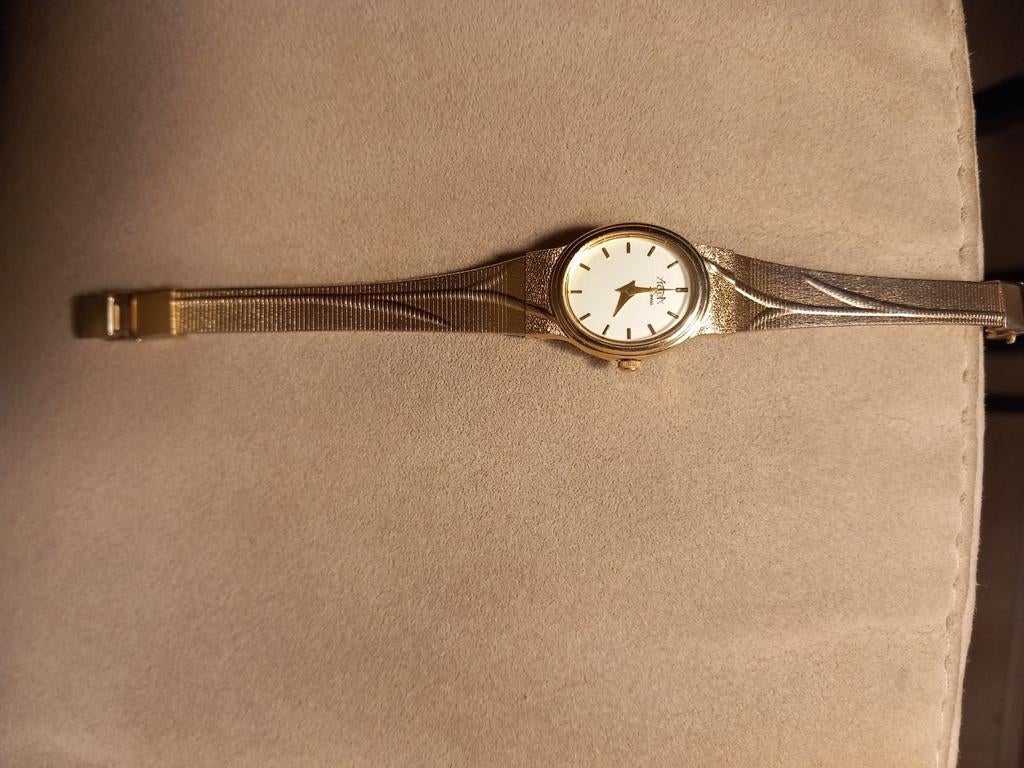 Elegant Goudkleurig Dames Polshorloge Actua. Vintage., Ophalen of Verzenden, Staal, Overige merken
