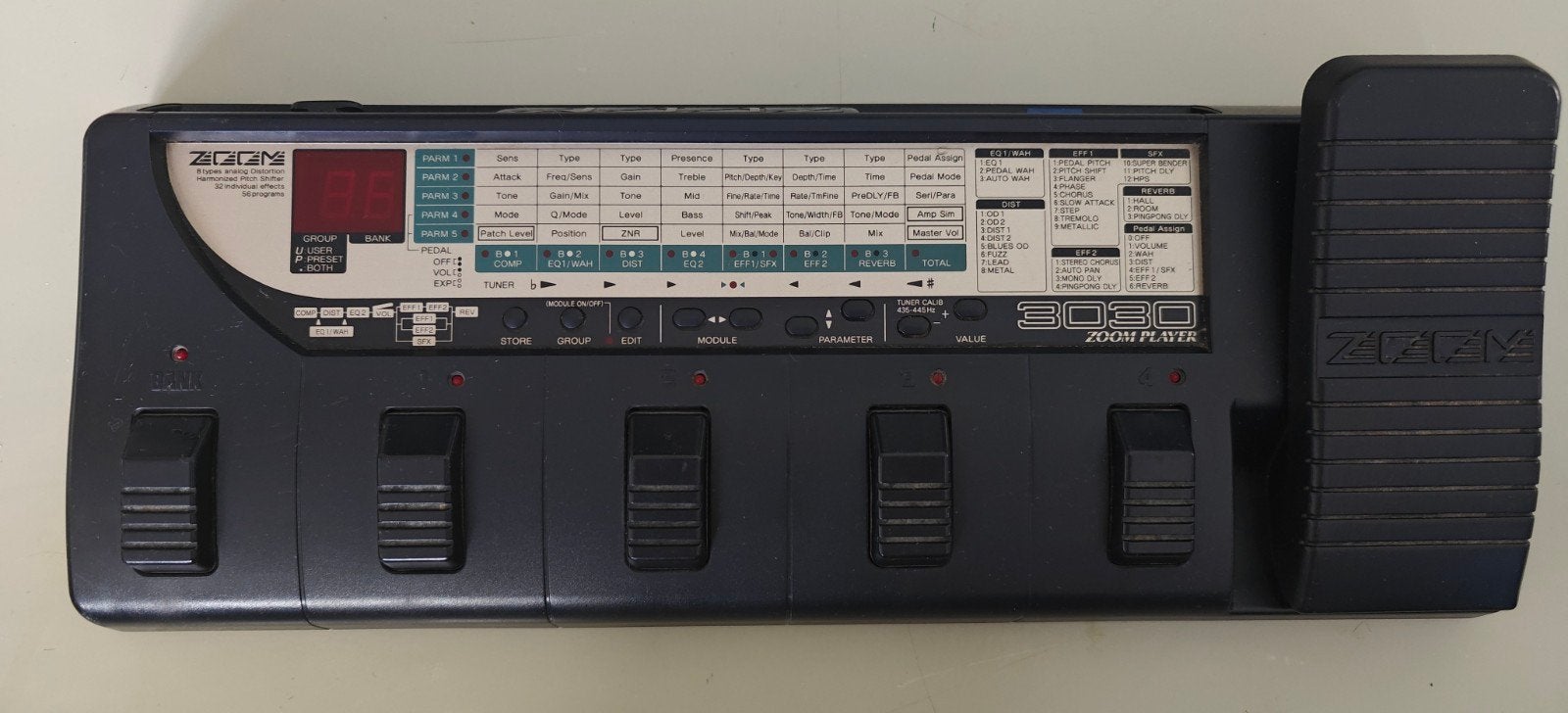 Zoom Player 3030 Multi-effect Processor met Roland EV-5, Muziek en Instrumenten, Effecten, Ophalen of Verzenden, Gebruikt, Delay of Echo