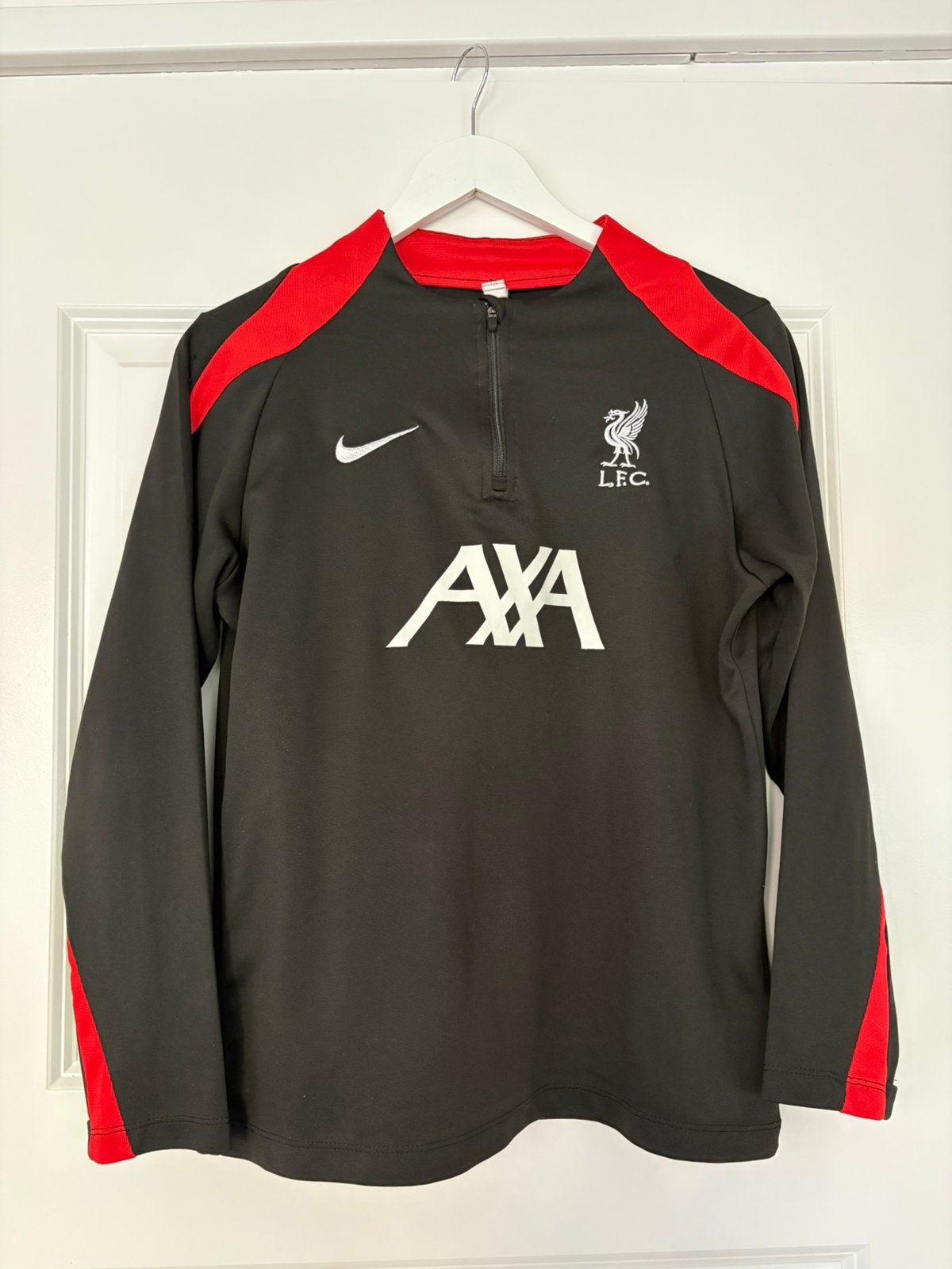 Nike Liverpool Strike trainingspak maat 164, Ophalen of Verzenden, Gebruikt, Jongen of Meisje, Sport- of Zwemkleding