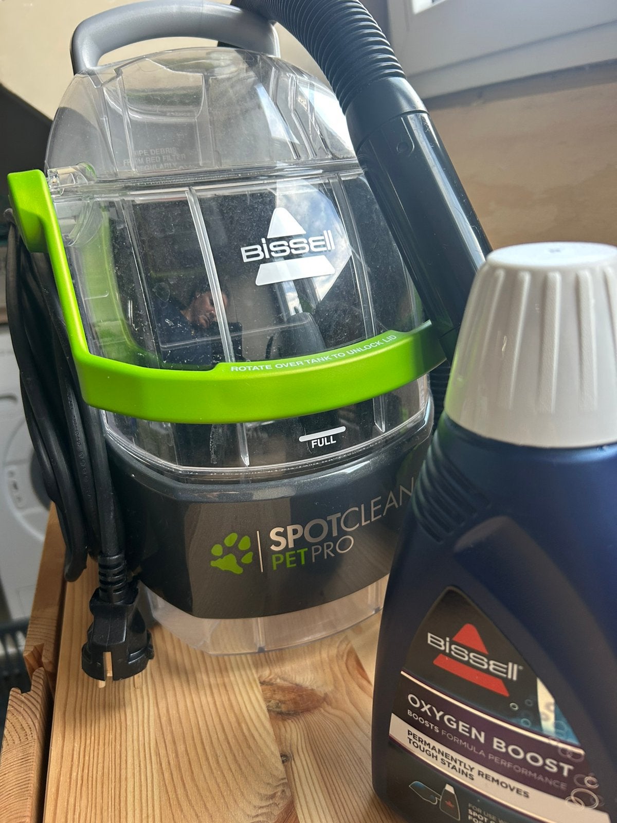 BISSELL SpotClean Pet Pro 15585 Carpet & Upholstery Cleaner, Ophalen, Zo goed als nieuw