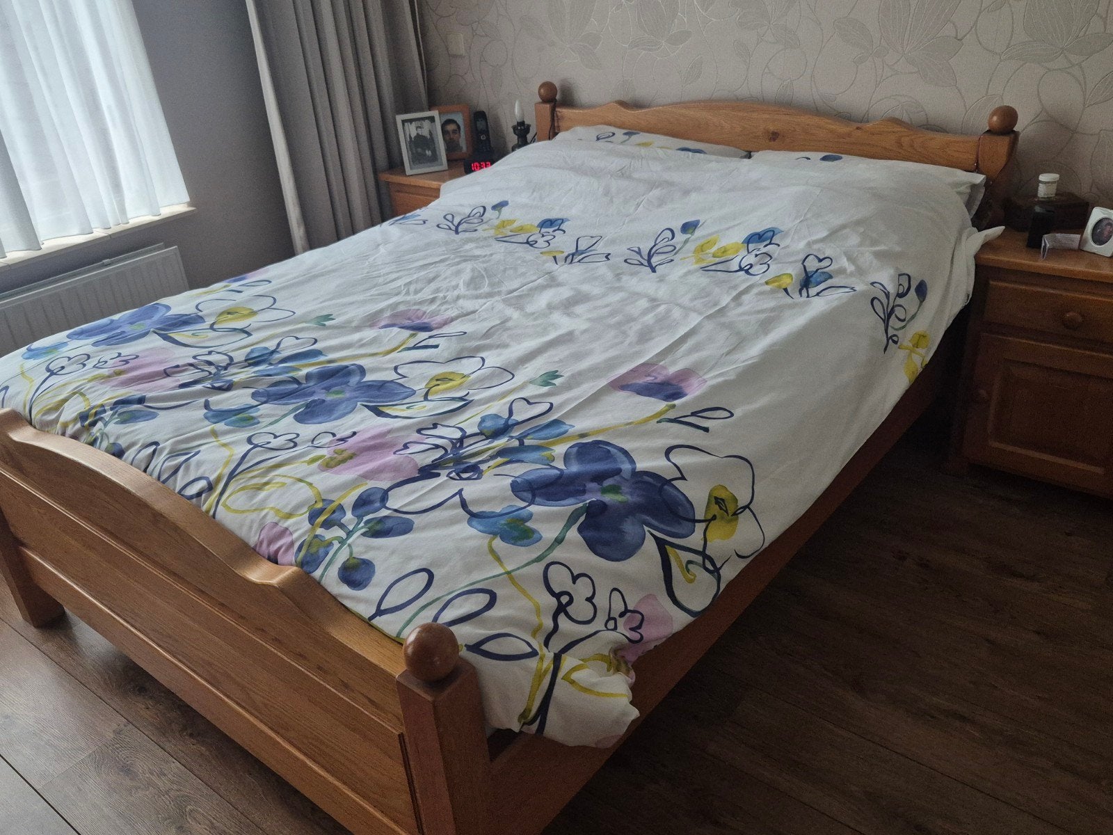 Tweepersoonsbed van eiken grenenkleut, Ophalen, Gebruikt, Bruin, Tweepersoons