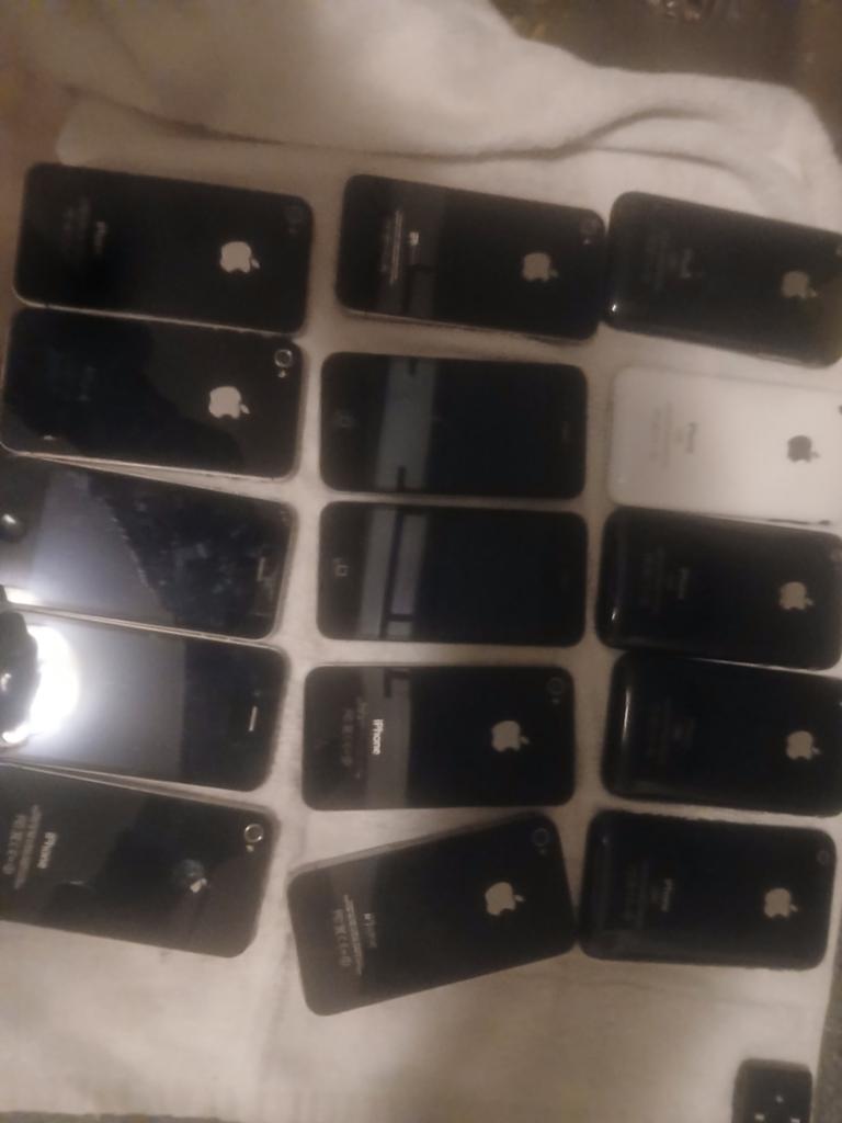 Iphone 3 en 4.   8stuks, Telecommunicatie, Mobiele telefoons | Apple iPhone, 80 %, Zwart, Ophalen of Verzenden, Zo goed als nieuw