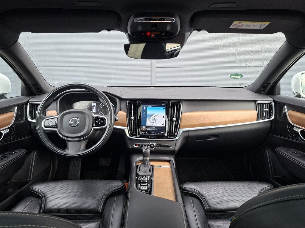 Volvo V90 2.0 T4 Inscription Plus | Pano | Trekhaak | Adapti, Auto's, Volvo, 15 km/l, Euro 6, 4 cilinders, 750 kg