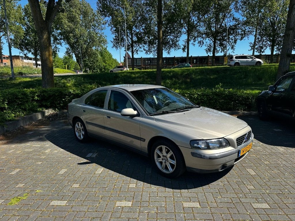 Volvo S60 2.4 140PK AUT 2000 Beige LPG, Stof, Zwart, S60, Beige